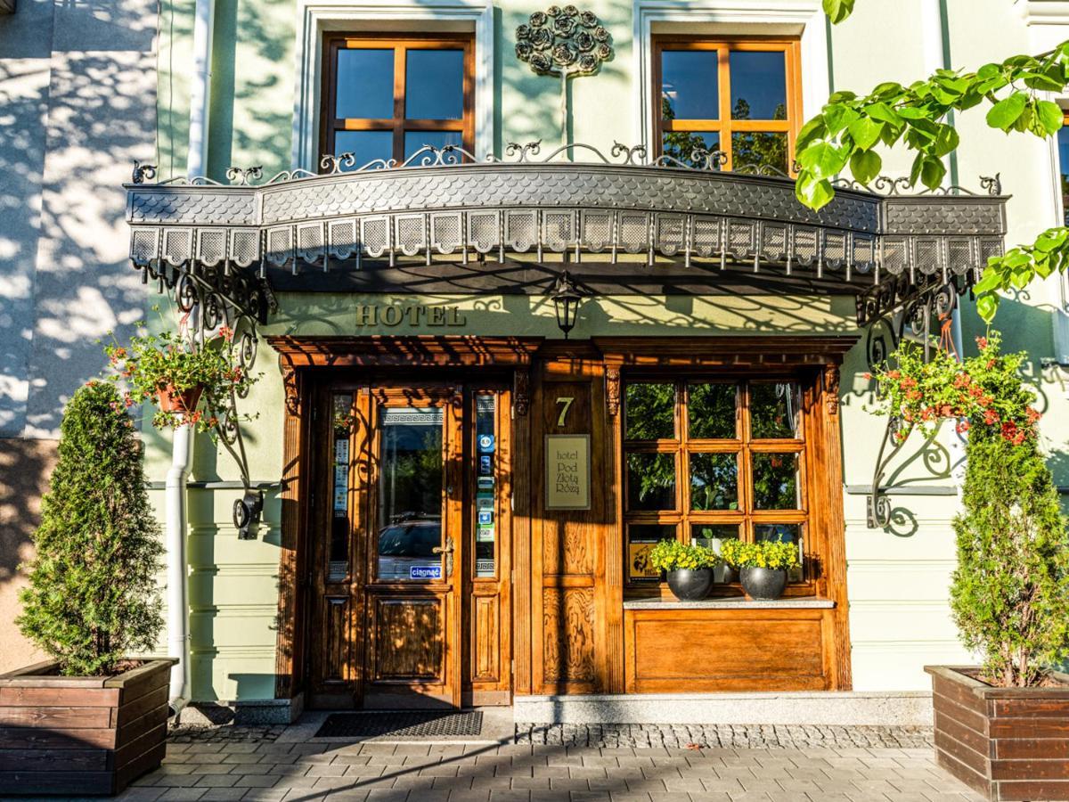 Hotel Pod Zlota Roza เคียลเซ ภายนอก รูปภาพ