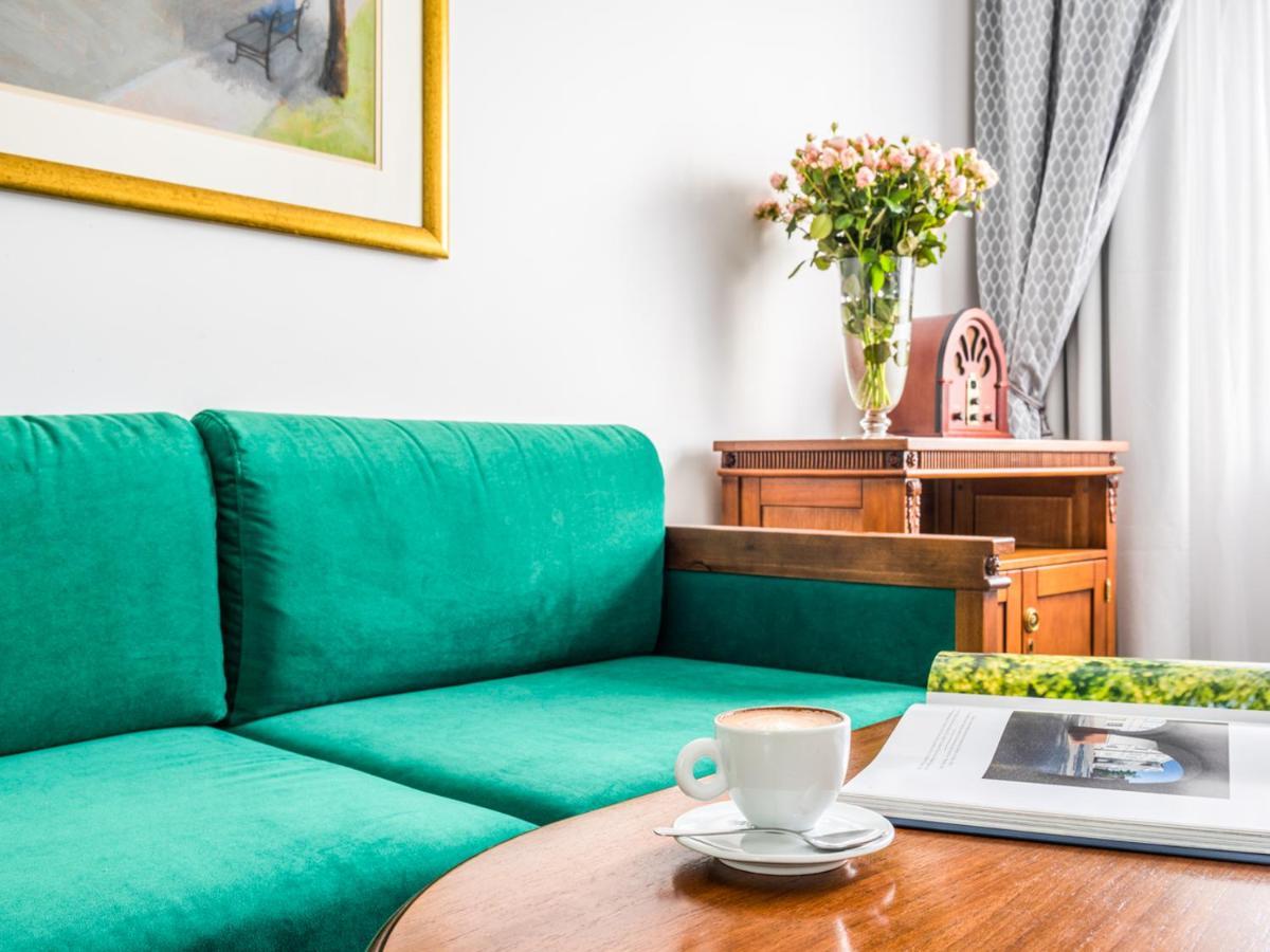 Hotel Pod Zlota Roza เคียลเซ ภายนอก รูปภาพ