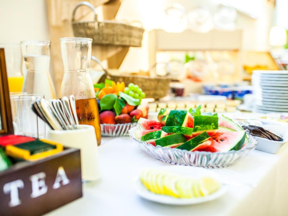 Hotel Pod Zlota Roza เคียลเซ ภายนอก รูปภาพ