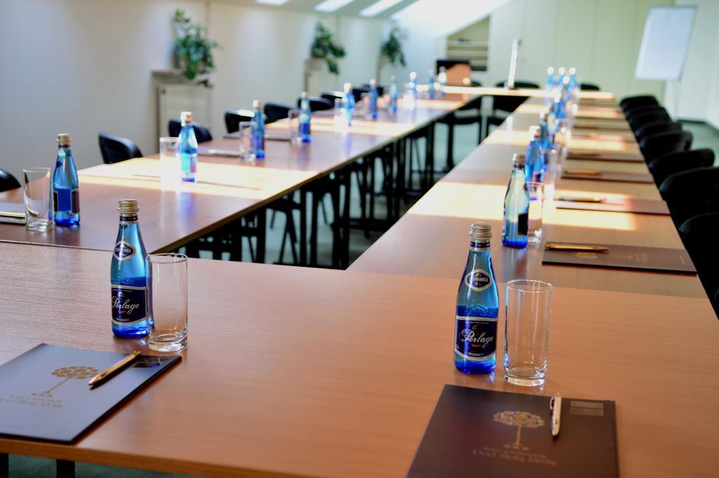 Hotel Pod Zlota Roza เคียลเซ ภายนอก รูปภาพ